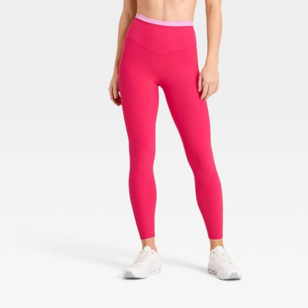 Women's High-Rise Piped 7/8 Leggings - Red/Pink XS